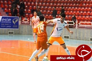 کشور شهروند با پیروزی بدون حرف و حدیث به جمع چهار تیم رسید
