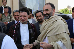 عطا محمدنور سرپرست ولایت بلخ با استاد محقق دیدار کرد