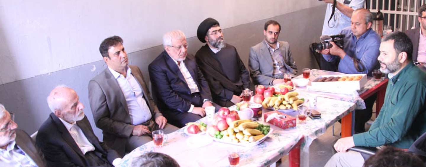دیدار اعضای مؤتلفه اسلامی با دست اندرکاران سریال دیدار اعضای مؤتلفه اسلامی با دست اندرکاران سریال