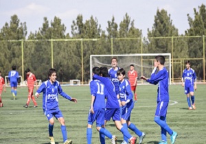 تیم آینده سازان سنندج به لیگ برتر فوتبال نونهالان کشور صعودکرد