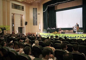 سومين همايش تقدير از آثار و پايان نامه هاي تقريبي برگزار مي شود