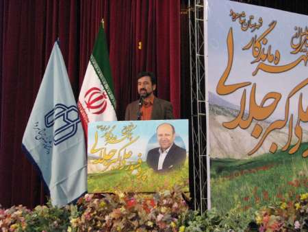 هر ايرانی حداقل دارای يك سيم كارت است