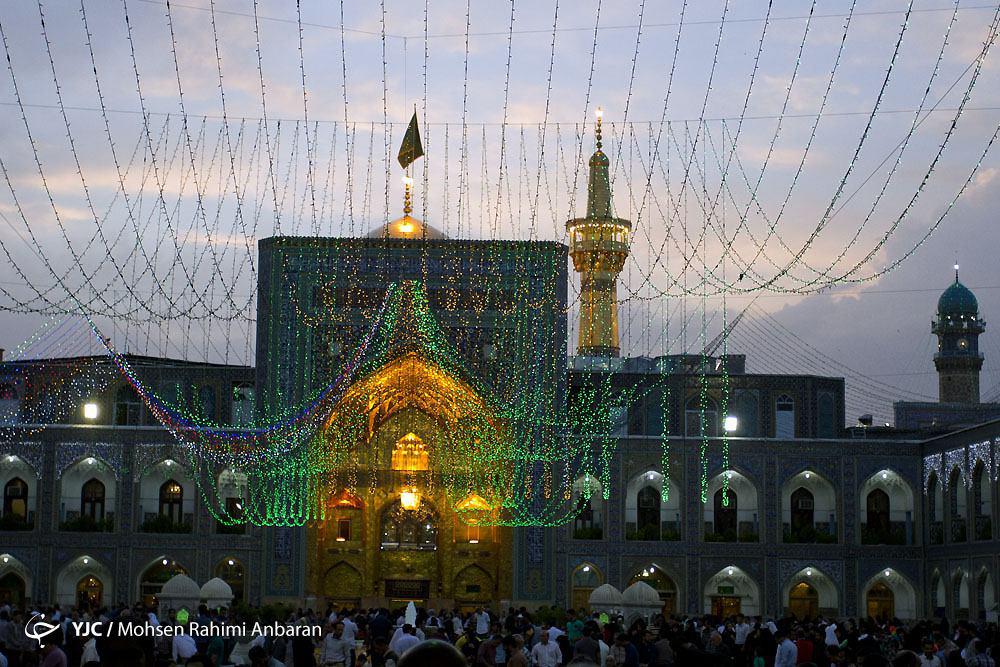 آذین بندی و چراغانی حرم امام رضا(ع) به مناسبت اعیاد شعبانیه+ تصویر