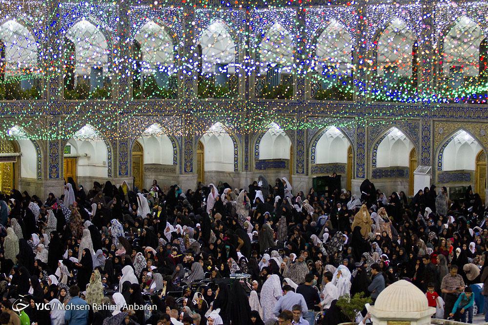 آذین بندی و چراغانی حرم امام رضا(ع) به مناسبت اعیاد شعبانیه+ تصویر