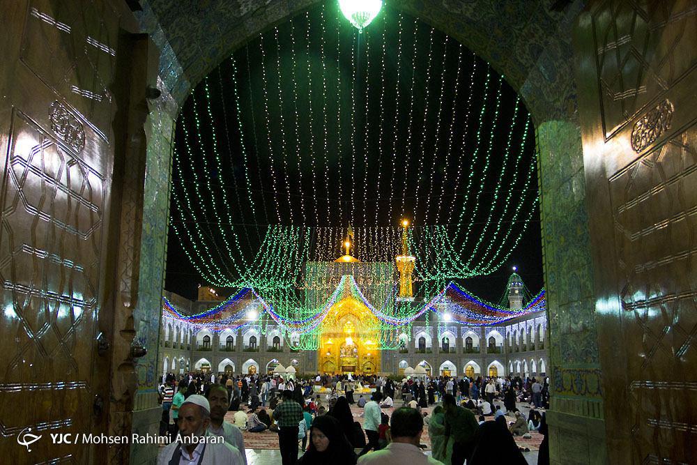 آذین بندی و چراغانی حرم امام رضا(ع) به مناسبت اعیاد شعبانیه+ تصویر
