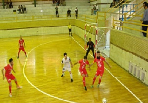 شکست تیم آرمین آستارا درمقابل پرسپولیس سقز