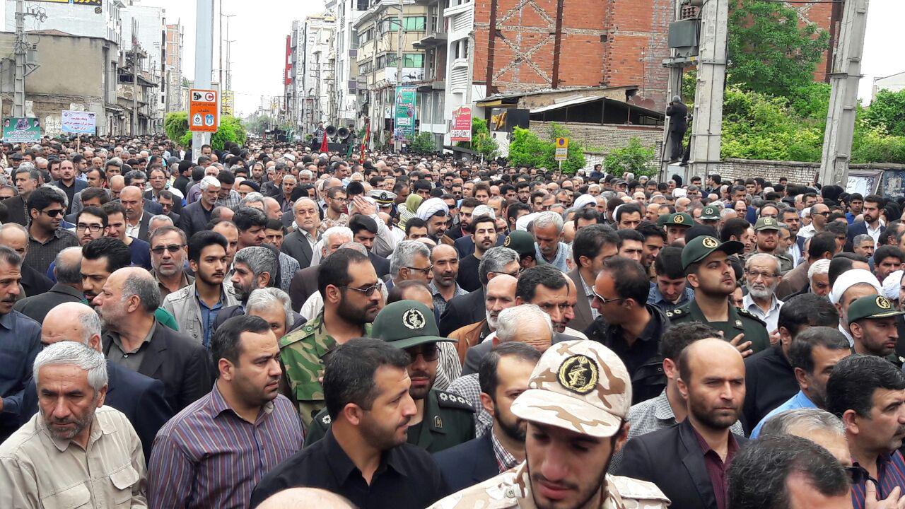 تشییع پیکر شهید مدافع حرم + عکس