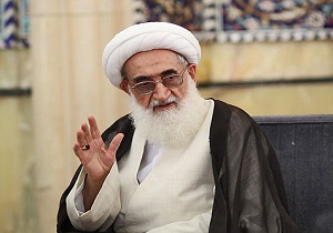 بانک‌ها با ایجاد تبصره و عوض کردن اسم به عمل زشت رباخواری مشغول هستند