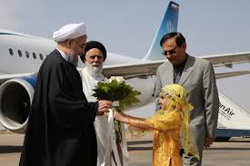 پس از دو روز میهمان نوازی کرمانیها،کاروان دولت به تهران بازگشت پس از دو روز میهمان نوازی کرمانیها،کاروان دولت به تهران بازگشت
