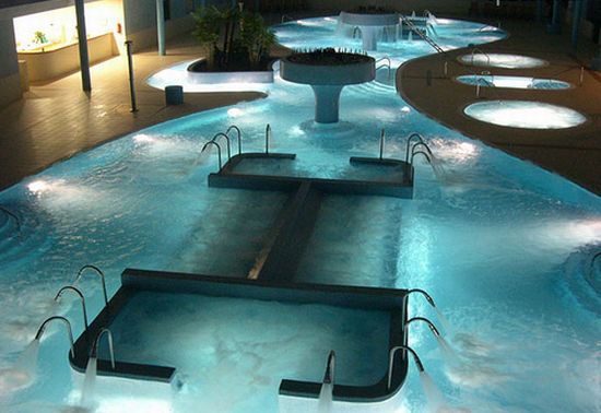 کدام منطقه در جهان سریع&zwnj;ترین رشد بازار گردشگری را دارد؟ + تصاویر