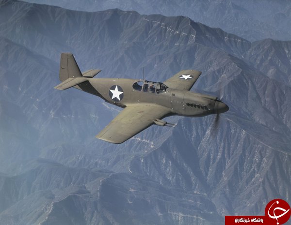 پرواز اولین بمب افکن P-51 موستانگ +عکس