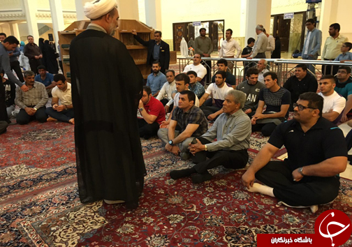 حضور تیم ملی کشتی فرنگی در سومین حرم اهل بیت(ع) + تصاویر