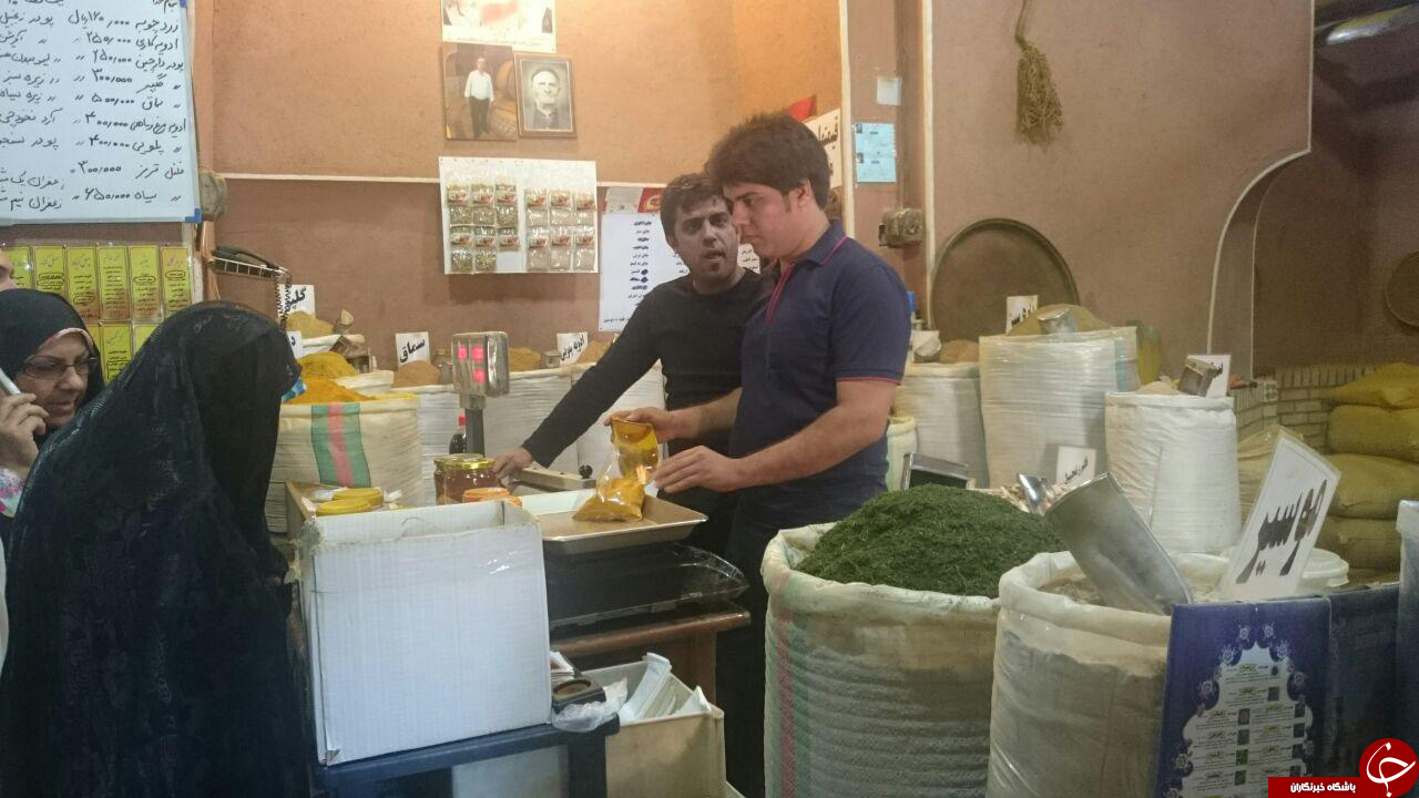 تنها آسیاب سنگی ایران با طعم ادویه جات در کاشان