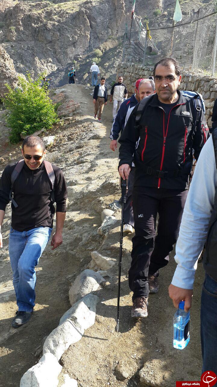 کوهنوردی وزیر بهداشت + عکس