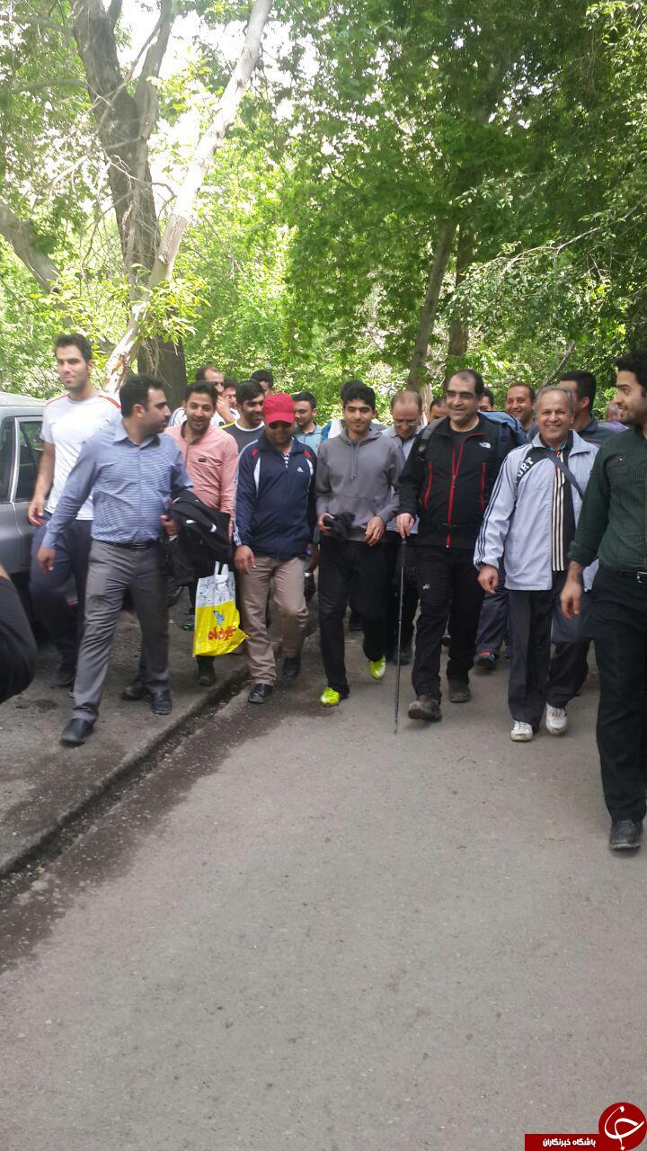 کوهنوردی وزیر بهداشت + عکس