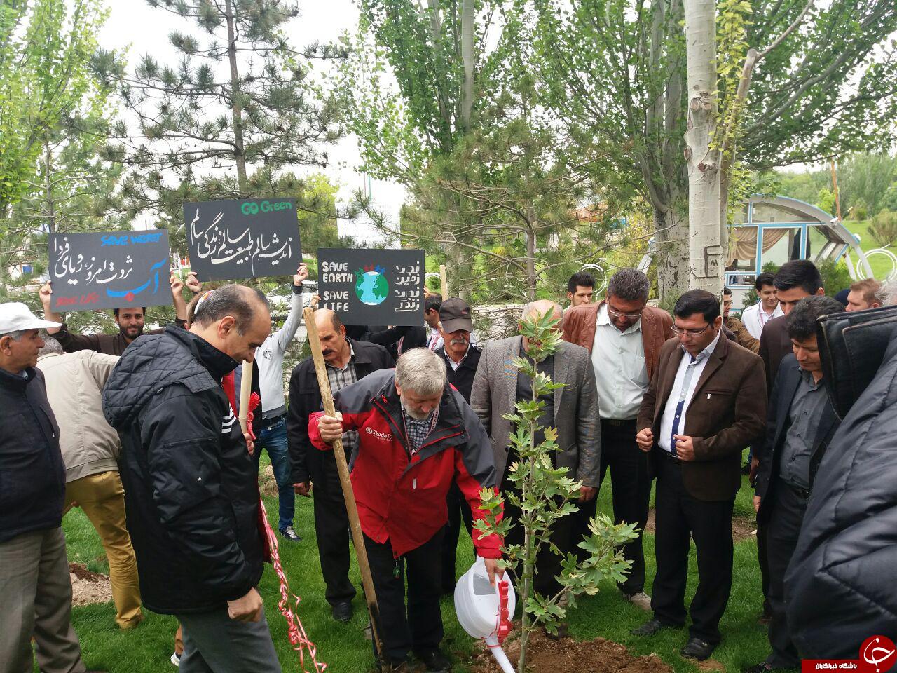 کاشت درخت توسط دوچرخه سواران تور بین المللی آذربایجان