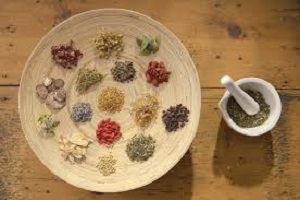 جدال ناتمام طب سنتی و مدرن / کدام یک بر سکوی قهرمانی می ایستد؟