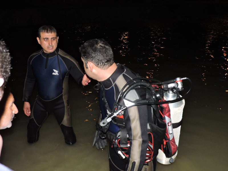 نجات جان مرد جوان از رودخانه + تصاویر