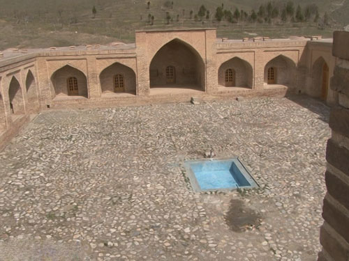 کاروانسرایی از عهد صفویه در فرسفج