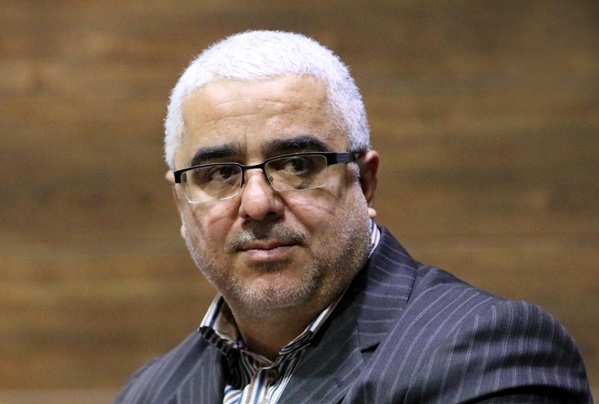 &laquo;قطب سوم&raquo; مجلس دهم را اداره می&zwnj;کند/ تلاش &laquo;لاریجانی&raquo; برای جذب نیروهای فراکسیون سوم