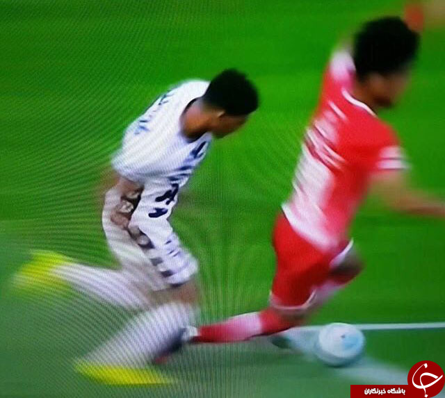 تصویری که نشان می&zwnj;دهد پنالتی پرسپولیس پنالتی نبود!