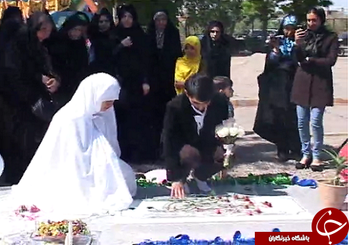 مراسم جشن عقد در جوار شهدای گمنام