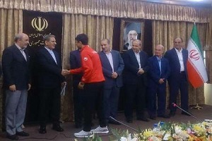 فیلم تقدیر وزیر ورزش از ملی پوشان فوتسالیست