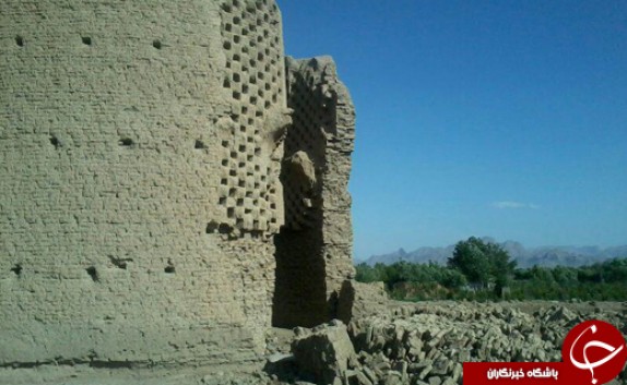 برج کبوتر خانه سروشبادران اصفهان فرو ریخت برج کبوتر خانه سروشبادران اصفهان فرو ریخت