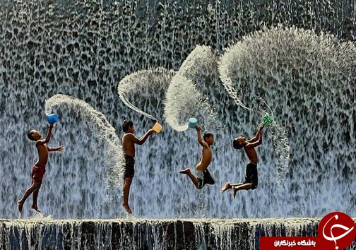 بچگی کردن در همه دنیا شکل یکسانی دارد+عکس