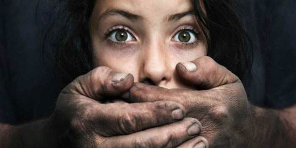 چرا زنان فرانسوی در برابر آزار جنسی سکوت کرده&zwnj;اند؟