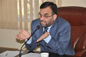 "علی احمد عثمانی" وزیر آب و انرژی به همراه خانواده اش کشور را ترک کرد