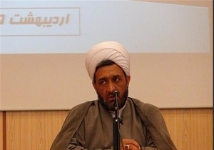 نقش روحانیون در پیروزی و بقای انقلاب اسلامی بسیار مهم بود