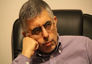 تأثیرگذاری لاریجانی در حمایت از دولت، بیشتر از عارف خواهد بود