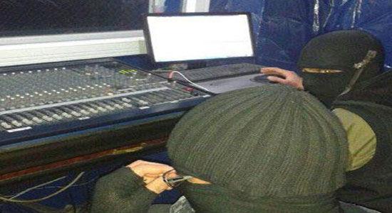 اینجا ننگرهار است؛ صدای رادیو داعش! + تصاویر