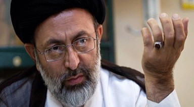 نمایندگان مجلس با استفاده از اقتصاد مقاومتی کشور را از بحران اقتصادی نجات دهند