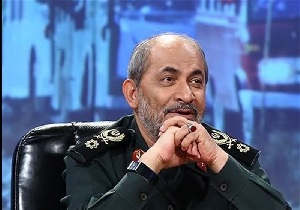 توان موشکی و پهپادی ایران از برخی کشورهای بزرگ دنیا هم جلوتر است/ واکنش به مخالفان تبلیغات دفاعی