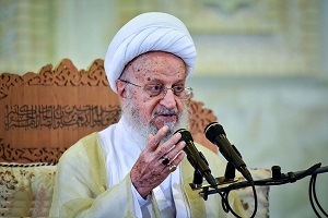 دشمنان می‎‌خواهند که جوانان را از علما دور کنند