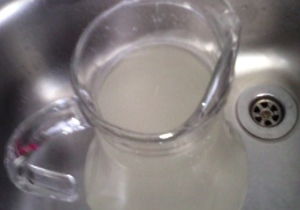 آلودگی آب شرب هرسین همچنان ادامه دارد + فیلم