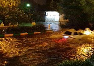 وقوع 20 حادثه بر اثر بارش باران و تگرگ در مشهد
