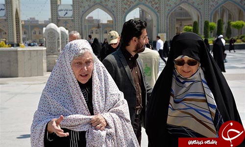تشرف جمعی از رهبران کلیسای کاتولیک به حرم مطهر رضوی