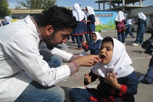 چتر حمایتی وزارت بهداشت بر سر دانش آموزان/ نجات مرواریدهایی که در دهان می پوسند