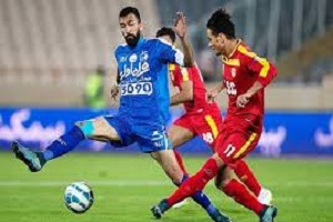 شعار هواداران علیه افشارزاده/ استقلالی ها دوباره دست به دامن فتح الله زاده