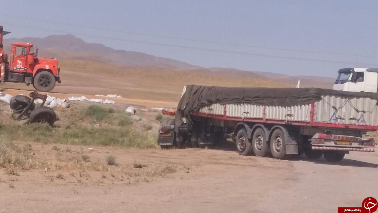 برخورد مرگبار کامیون بنز و تریلر + تصاویر