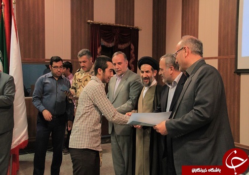 تجلیل از برگزیدگان مسابقه پاسخ به پیام رهبری