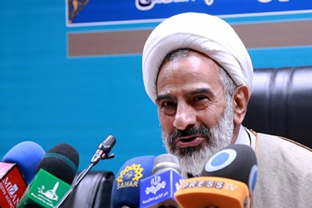 اهتمام جدی اساتید و علما به تبیین نقش ولایت فقیه
