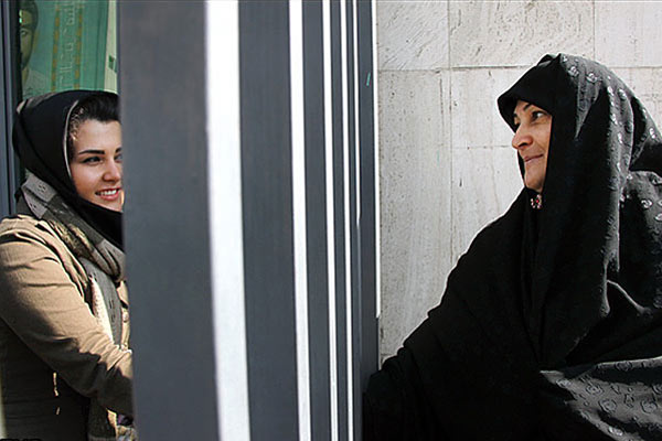 شکاف نسل&zwnj;ها حربه فرهنگ غرب بر جوانان ایرانی/تکنولوژی، جایگزین تجربه نسل گذشته
