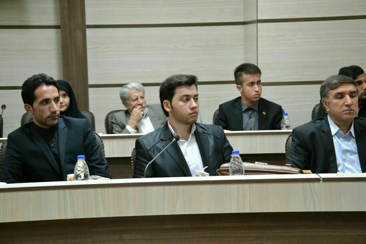 حمایت از فعالیت&zwnj;های دانشجویی در قالب انجمن&zwnj; علمی از سیاست&zwnj;های دانشگاه آزاد اسلامی است