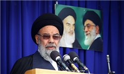 برای حل مشکلات اقتصادی کشور باید از بانک&zwnj;ها شروع کرد