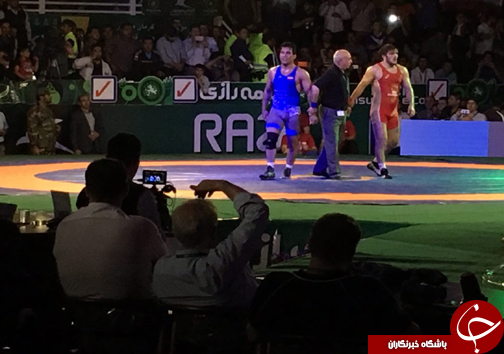 پیروزی کشتی گیر ایران در وزن 85 کیلوگرم بر نماینده روسیه + تصاویر