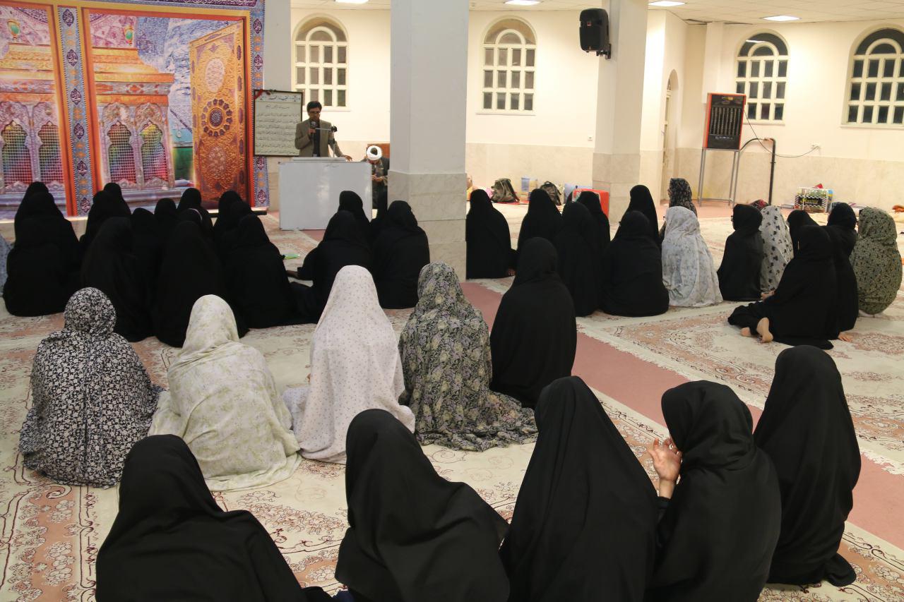 حضور دانشجویان گناباد در مراسم معنوی اعتکاف + تصویر
